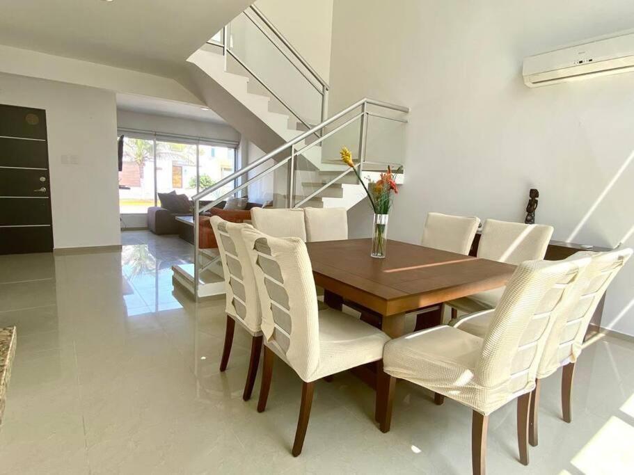 Victoria'S Beach House Heroica Heroica Alvarado Exterior foto